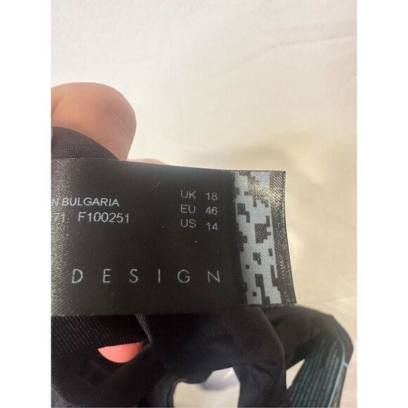 ASOS black bikini top and bottom plus an extra green bottom, size 12 & 14 - Picture 6 of 11